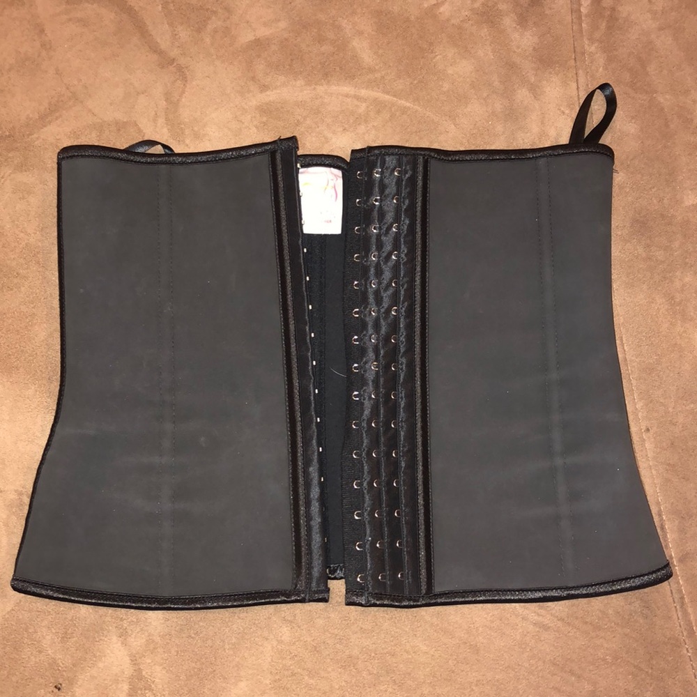 Waist Trainer